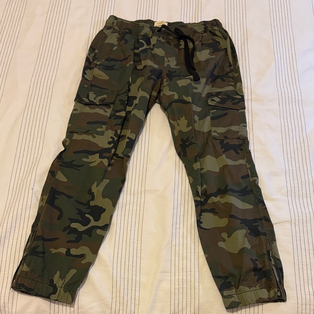 Sanctuary Women's Camouflage Ankle Pants